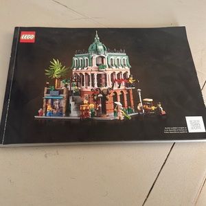 Lego boutique hotel instructions